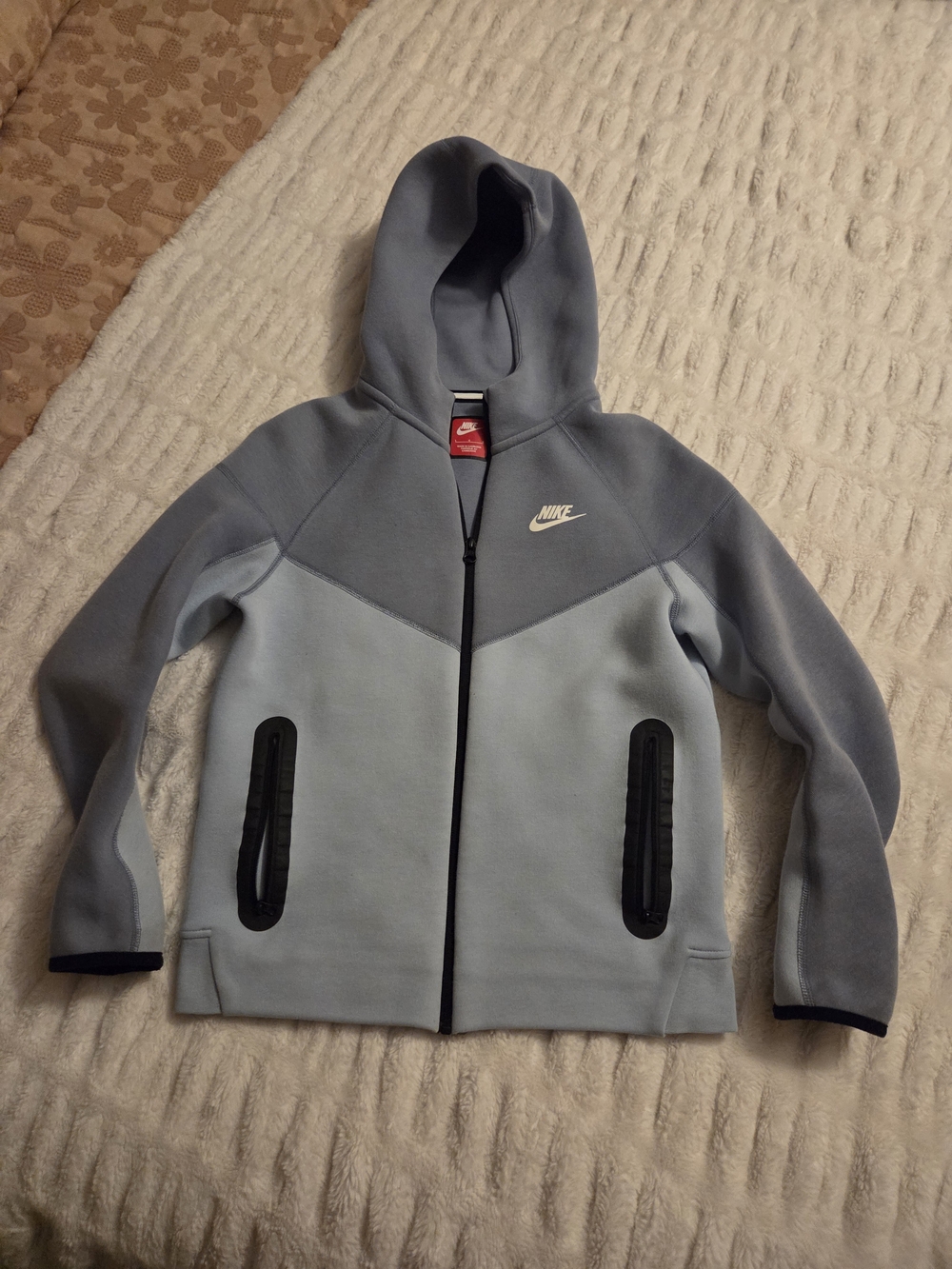 Nike Kids Two-Tone Light Blue & Gray Hooded Puffer Jacket